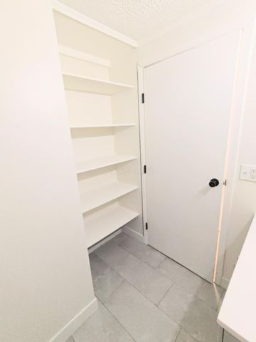 2010 Willoway Court N, Columbus, OH 43220