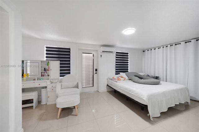 14800 Buchanan Street, Miami, FL 33176
