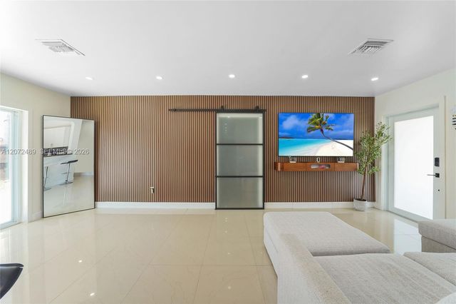 14800 Buchanan Street, Miami, FL 33176
