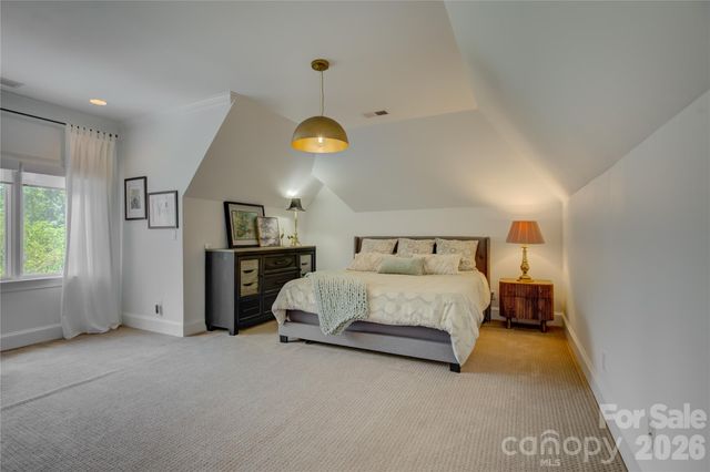 16946 Ashton Oaks Drive, Charlotte, NC 28278