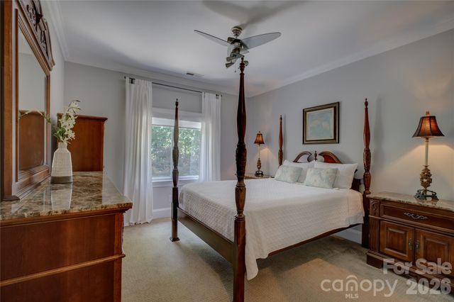 16946 Ashton Oaks Drive, Charlotte, NC 28278