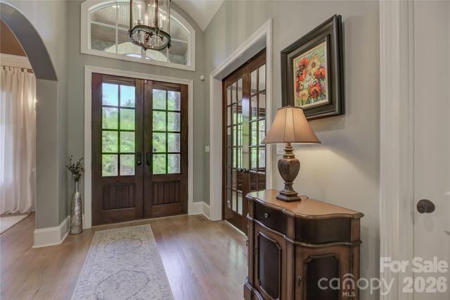 16946 Ashton Oaks Drive, Charlotte, NC 28278