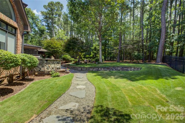 16946 Ashton Oaks Drive, Charlotte, NC 28278