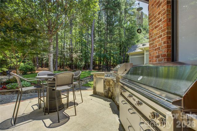 16946 Ashton Oaks Drive, Charlotte, NC 28278