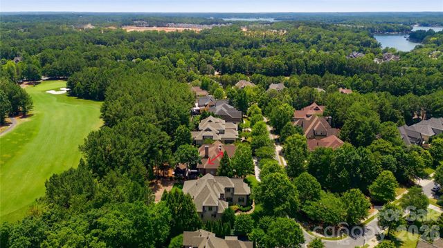 16946 Ashton Oaks Drive, Charlotte, NC 28278
