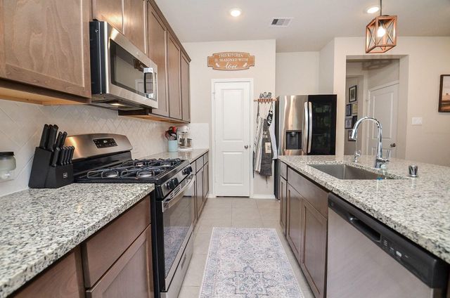 1322 Lakeside Creek Road, Magnolia, TX 77354