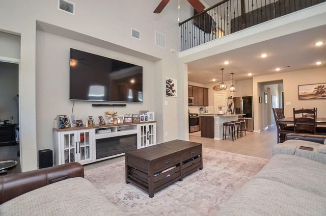 1322 Lakeside Creek Road, Magnolia, TX 77354