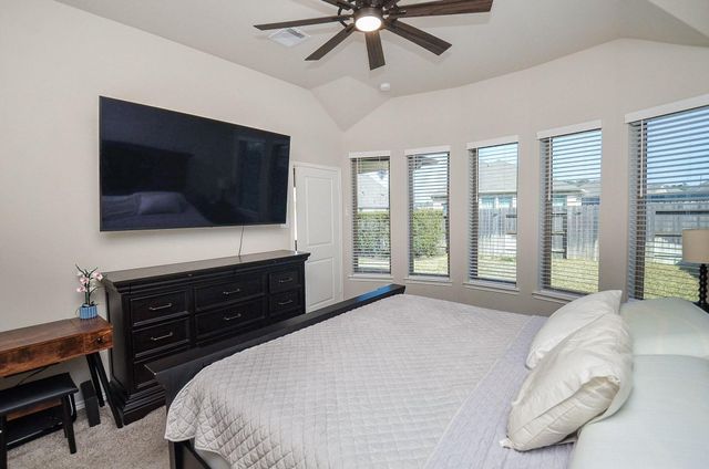 1322 Lakeside Creek Road, Magnolia, TX 77354