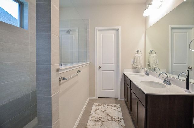 1322 Lakeside Creek Road, Magnolia, TX 77354