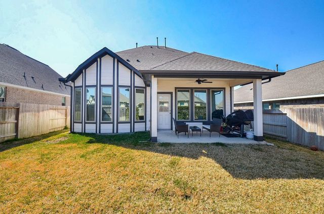 1322 Lakeside Creek Road, Magnolia, TX 77354