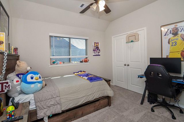 1322 Lakeside Creek Road, Magnolia, TX 77354