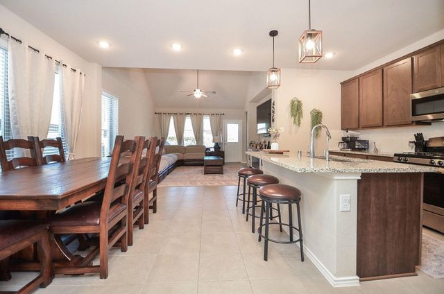 1322 Lakeside Creek Road, Magnolia, TX 77354