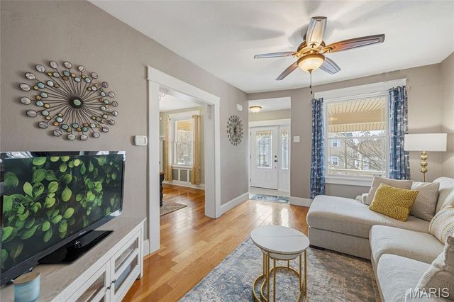 4951 Blow Street, St Louis, MO 63109