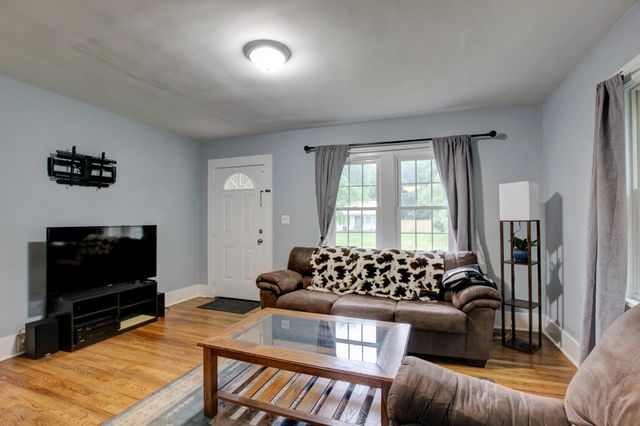 1115 Woodard St, Clarksville, TN 37040