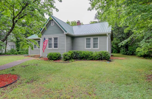 1115 Woodard St, Clarksville, TN 37040