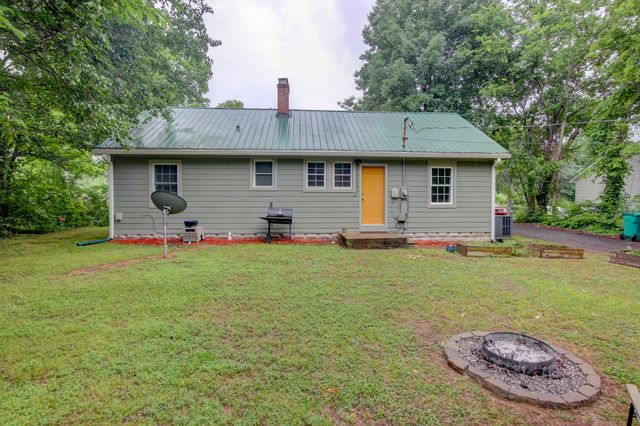 1115 Woodard St, Clarksville, TN 37040