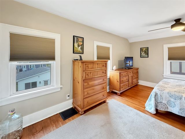 606 HOWE Avenue, Erie, PA 16511