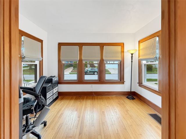606 HOWE Avenue, Erie, PA 16511