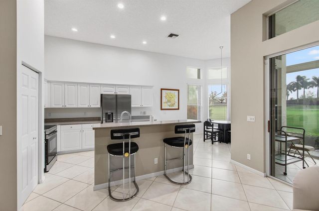 6886 Swansea Lane, Boynton Beach, FL 33472