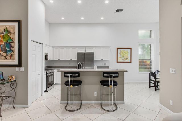 6886 Swansea Lane, Boynton Beach, FL 33472