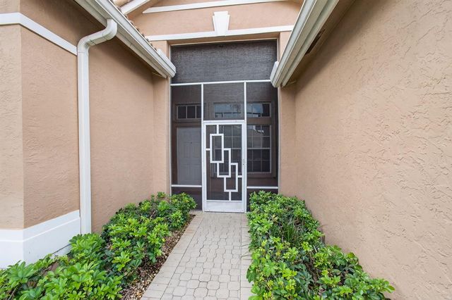 6886 Swansea Lane, Boynton Beach, FL 33472