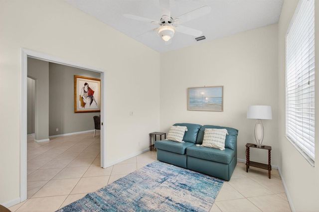 6886 Swansea Lane, Boynton Beach, FL 33472