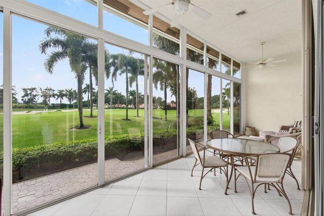 6886 Swansea Lane, Boynton Beach, FL 33472