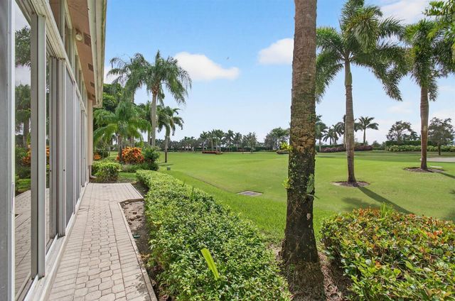 6886 Swansea Lane, Boynton Beach, FL 33472