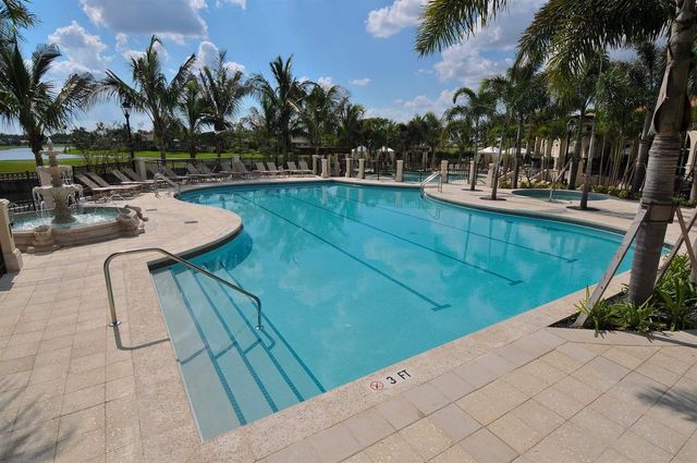6886 Swansea Lane, Boynton Beach, FL 33472