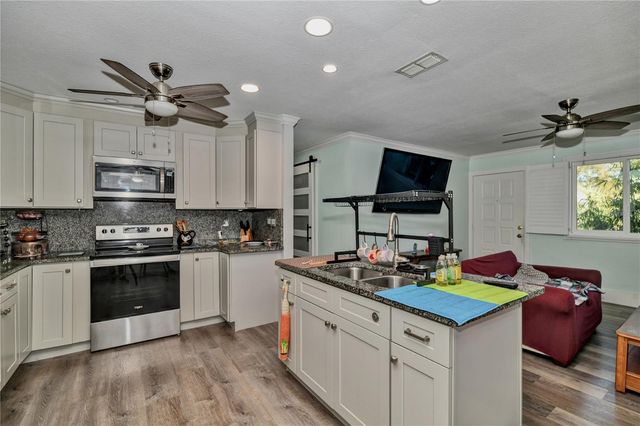 10958 SW 86TH COURT, Ocala, FL 34481