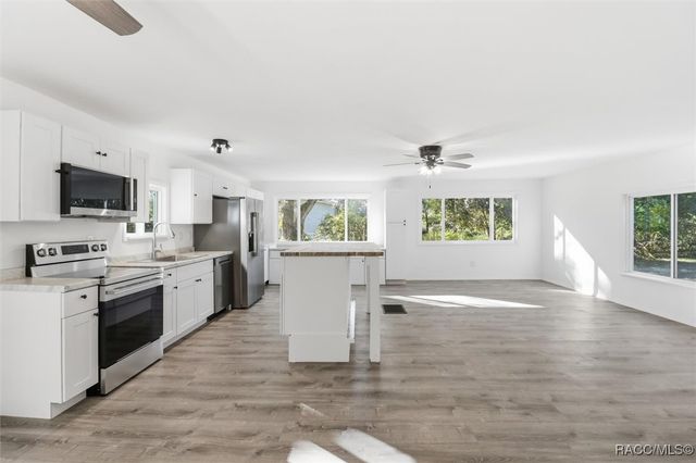 100 Kostka Drive, Brooksville, FL 34604