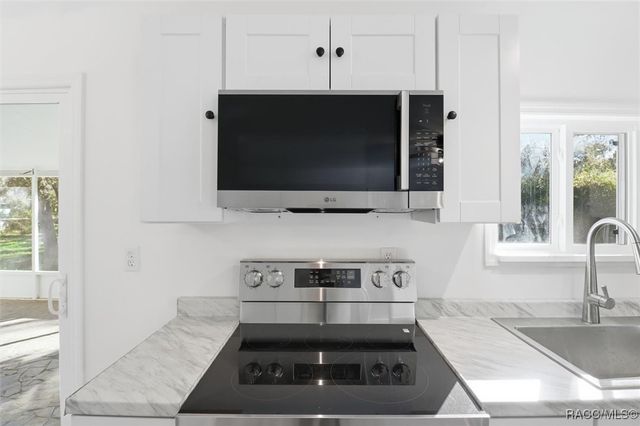 100 Kostka Drive, Brooksville, FL 34604