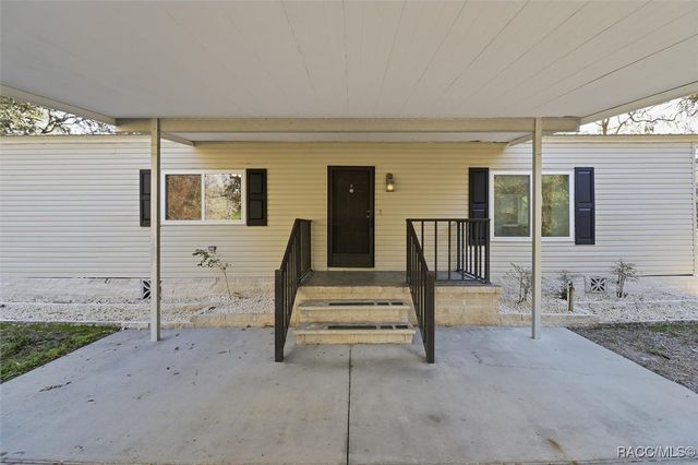 100 Kostka Drive, Brooksville, FL 34604