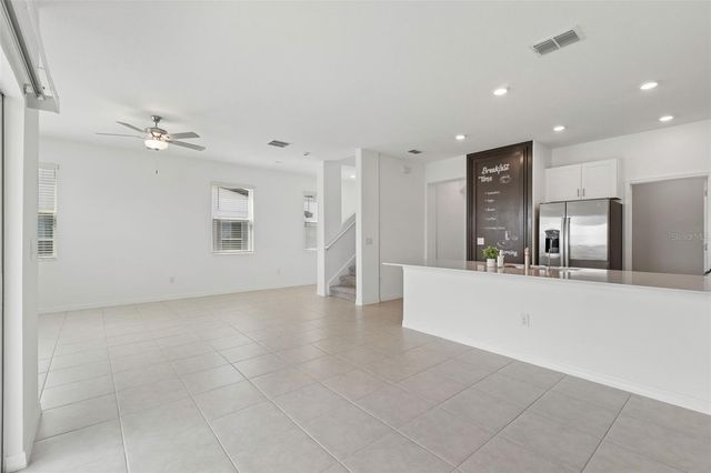 32076 POP ASH PLACE, Wesley Chapel, FL 33545