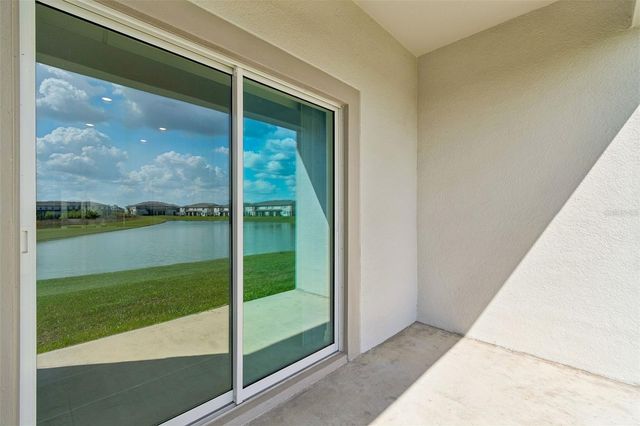 32076 POP ASH PLACE, Wesley Chapel, FL 33545