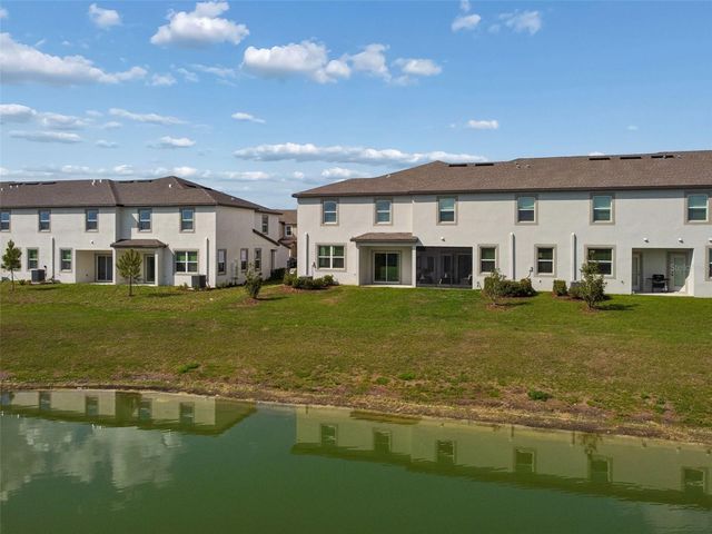 32076 POP ASH PLACE, Wesley Chapel, FL 33545