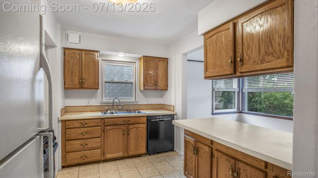 3536 CORNELL Street, Dearborn, MI 48124