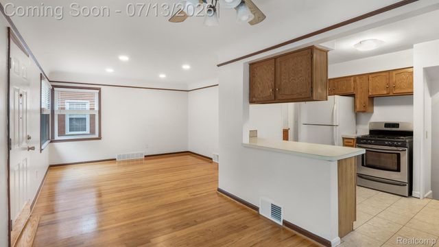 3536 CORNELL Street, Dearborn, MI 48124
