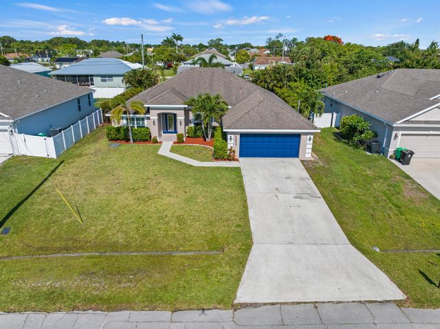 4672 SW Wade Drive, Port St Lucie, FL 34953