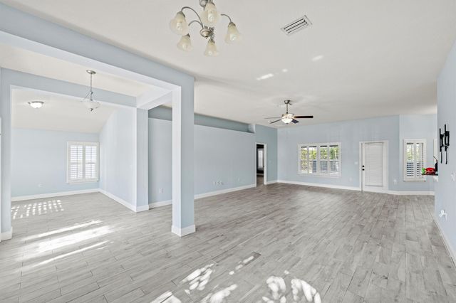4672 SW Wade Drive, Port St Lucie, FL 34953