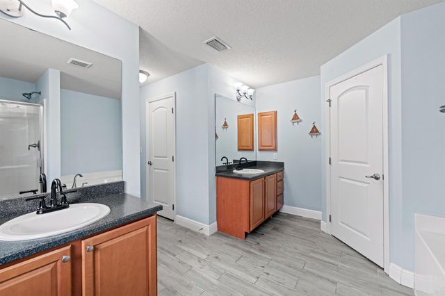 4672 SW Wade Drive, Port St Lucie, FL 34953