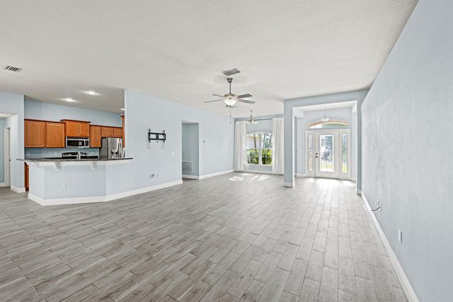 4672 SW Wade Drive, Port St Lucie, FL 34953