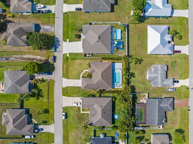 4672 SW Wade Drive, Port St Lucie, FL 34953