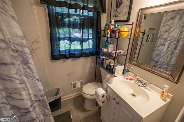 6233 Castlewood Drive, Morrow, GA 30260