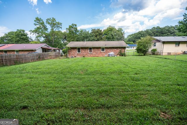 6233 Castlewood Drive, Morrow, GA 30260