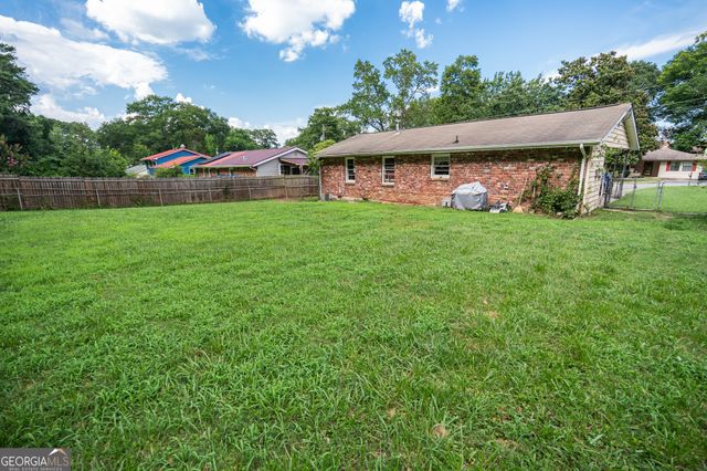 6233 Castlewood Drive, Morrow, GA 30260