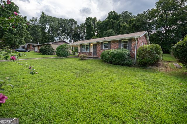 6233 Castlewood Drive, Morrow, GA 30260
