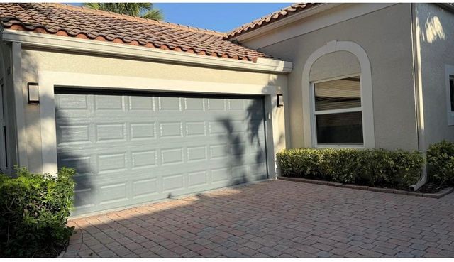 6165 NW 77th Place, Parkland, FL 33067