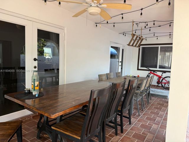 2430 SW 22nd Ter, Miami, FL 33145