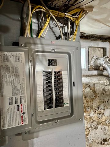 11 Varney Street 1, Salem, MA 01970